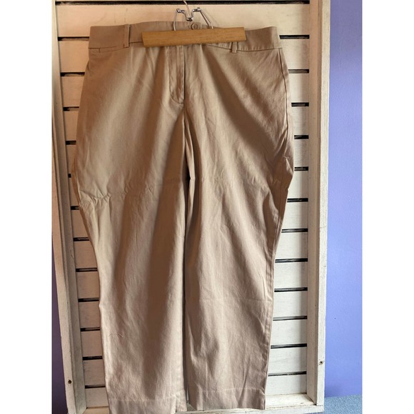 Talbots the Perfect Crop curvy fit Women’s pants size 10 tan cotton summer crop - Picture 2 of 13